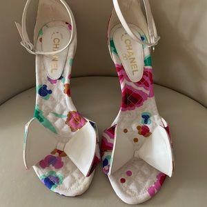 New authentic Chanel heels